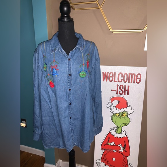 White Stag Tops - Vintage Holiday button down by White Stag Plus, Women’s 26/28W $13